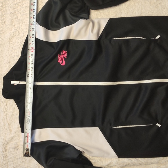 Nike Air Women's Full Zip Warm Up Light Jacket - Picture 2 of 9